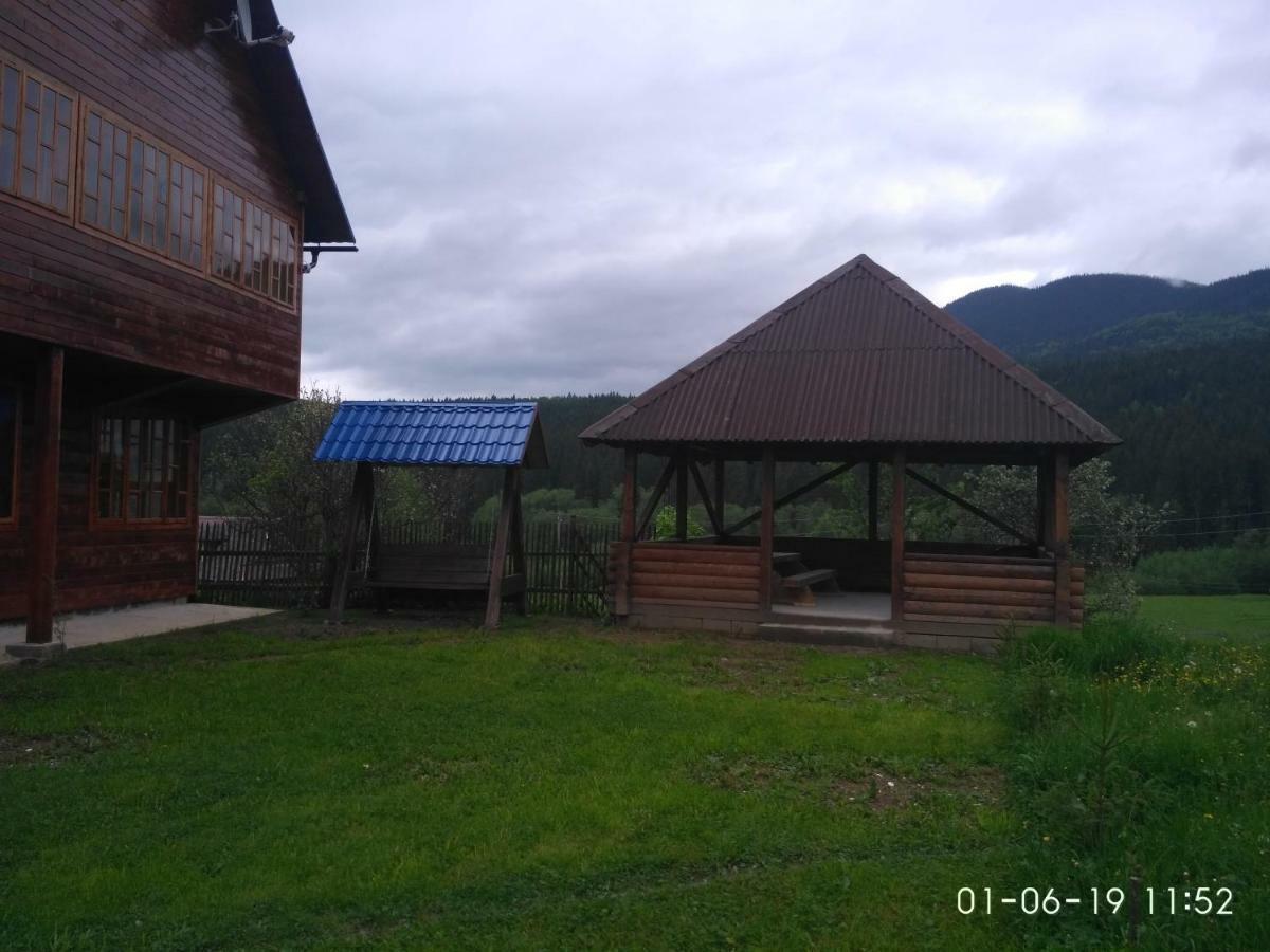 Apartamento Під Явором Vorokhta Exterior foto